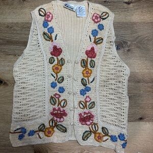 Vintage crochet Floral Embroidered Sweater Vest